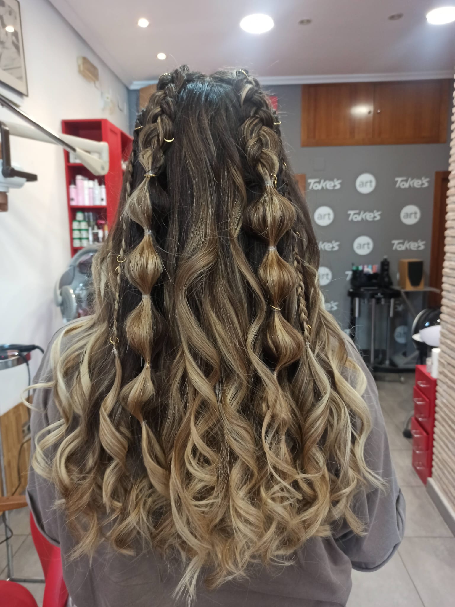 Peinado de trenzas burbuja